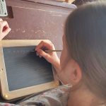 Schreiben auf Schiefertafeln 1